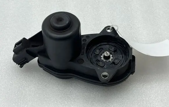 Nissan Juke II F16 Hand brake/parking brake motor 440002496R