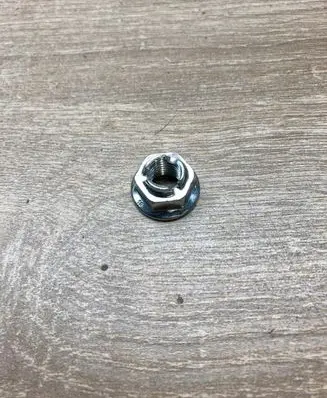 Renault 9 Nuts/bolts 7711001083
