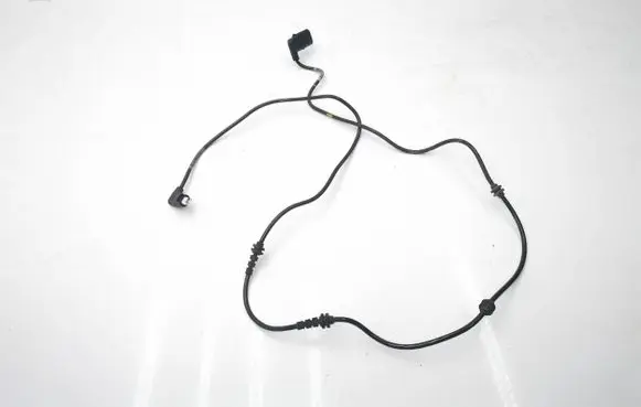 Mercedes-Benz E W213 Rear ABS sensor wiring A2135404524