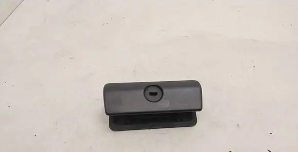 BMW 3 E46 Glove box handle