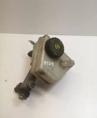 Mercedes-Benz SLK R171 Master brake cylinder A2034300002