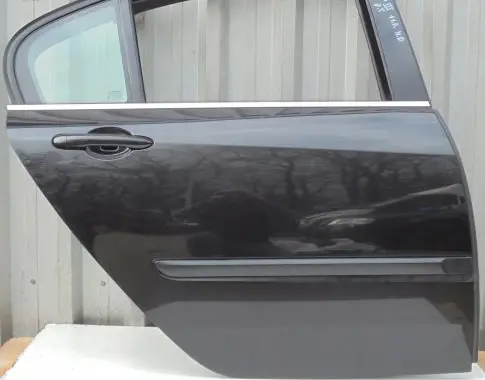 Renault Laguna III Front door 5382159