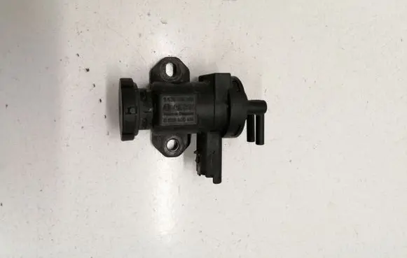 Citroen C5 Turbo solenoid valve 9635704380 0928400414