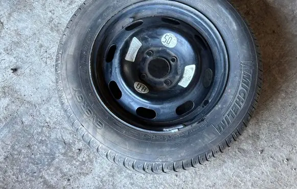 Citroen C4 I R15 spare wheel 