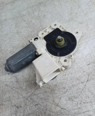 Opel Vectra C Rear door window regulator motor 24414777 991324100 106365103