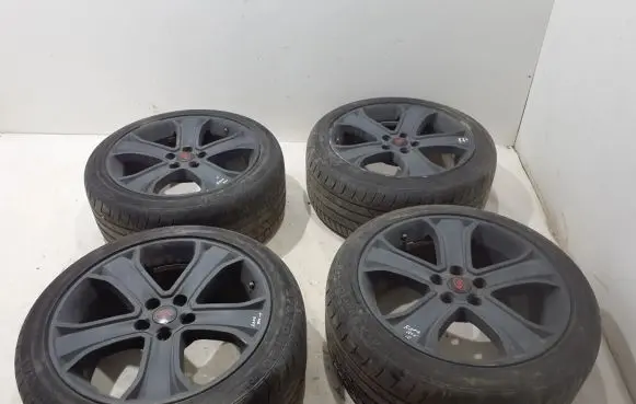 R20 alloy rim