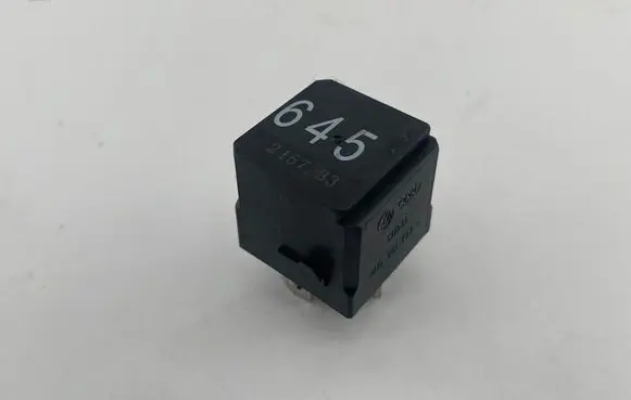 Audi A7 S7 4G Other relay 4H0951253A 4RA00779120