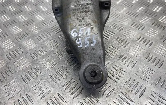Mercedes-Benz Sprinter W906 Engine mounting bracket A6512231804