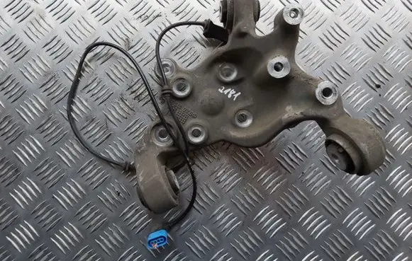 Mercedes-Benz B W246 W242 Rear wheel hub 2460306