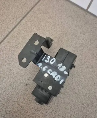 Hyundai i30 Glow plug pre-heat relay 368302A350