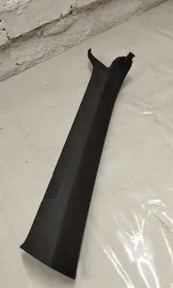 Audi A5 (A) pillar trim 8w6867233c 8w6867233