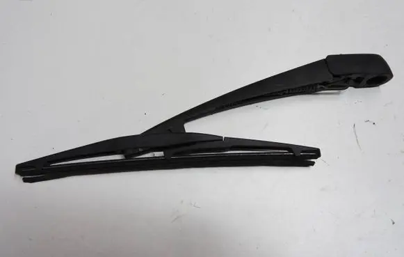 Suzuki SX4 Rear wiper blade arm 