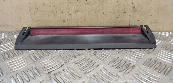 Volkswagen PASSAT CC Third/center stoplight 0336300