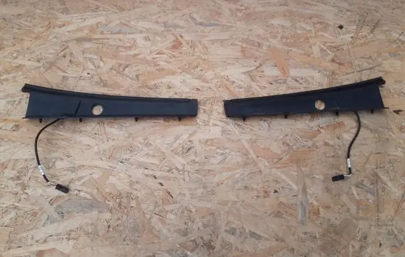 Opel Insignia B Front door check strap stopper 39111162