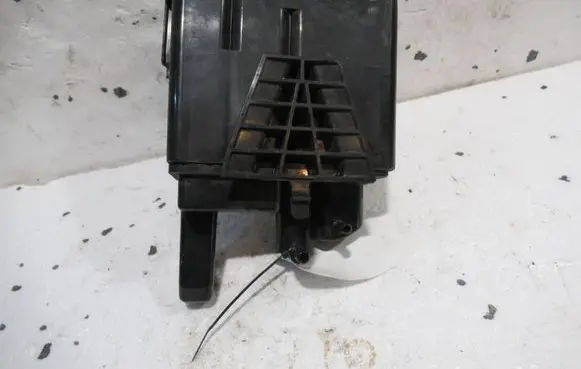 Opel Astra K Active carbon filter fuel vapour canister 13372192
