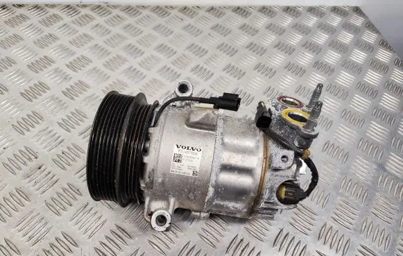 Volvo XC60 Air conditioning (A/C) compressor (pump) 31497908