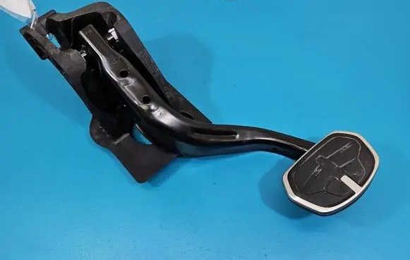 BMW iX1 Pedal assembly 6891125 IMPRK1574302
