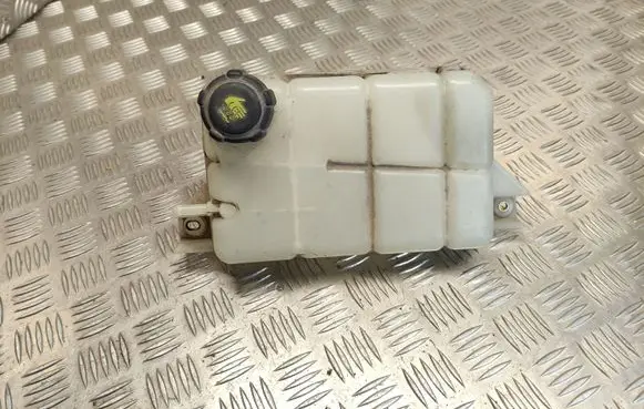 Nissan Pulsar Coolant expansion tank/reservoir