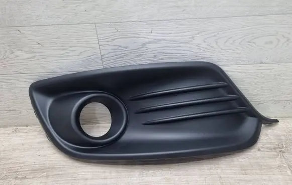 Renault Megane III Front bumper lower grill 263315510R