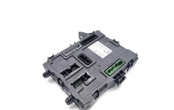 Renault Kadjar Central body control module 284B15533R A2C9057610300