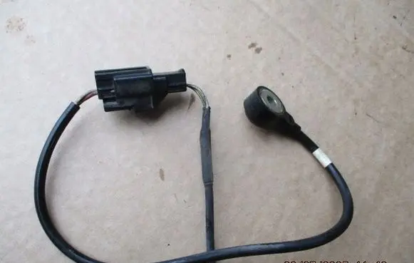 Ford Focus Detonation knock sensor 98MF12A699BA