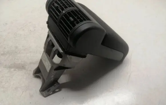 Opel Signum Armrest 13171943 1044844 01072003