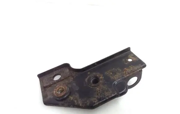 Toyota Avensis T270 Radiator mount bracket 