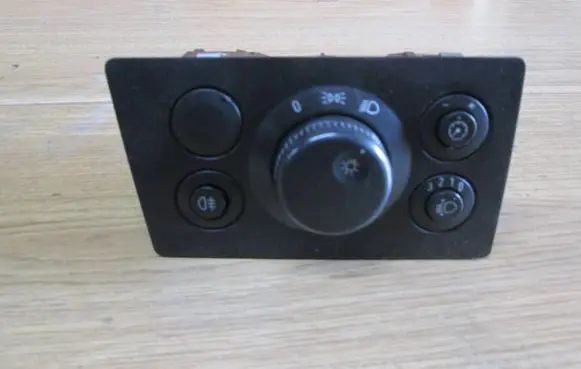 Opel Zafira B Light switch 13205863LD 04060131