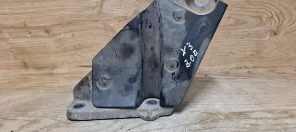 BMW X3 E83 Engine mounting bracket 22113414582 341458201 2211341458201