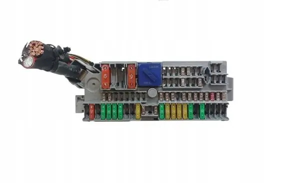 BMW 5 G30 G31 Fuse box set 9350313