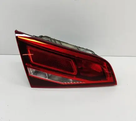 Audi A3 S3 8P Tailgate rear/tail lights 8V4945075