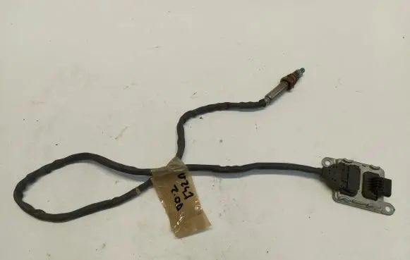 Mercedes-Benz B W247 Lambda probe sensor a0009052012