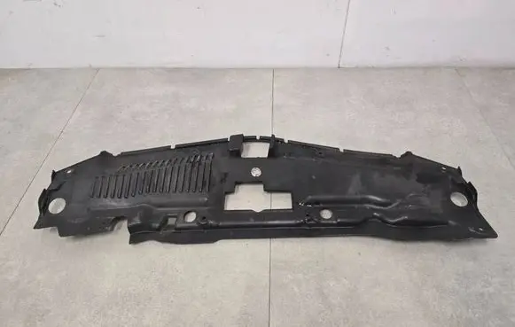 Opel Mokka Radiator trim 95079808