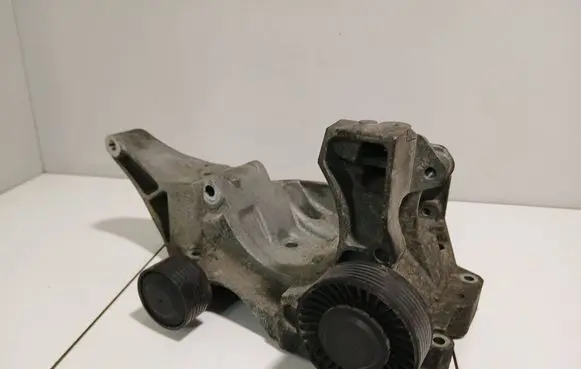BMW 1 E81 E87 Generator/alternator bracket 7802639 13992010 AC448000