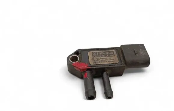 Volkswagen Caddy Exhaust gas temperature sensor 076906051B