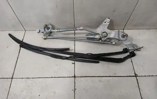 Chevrolet Corvette C8 Front wiper linkage and motor 84640528