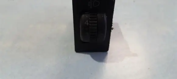 Toyota Corolla E120 E130 Headlight level height control switch