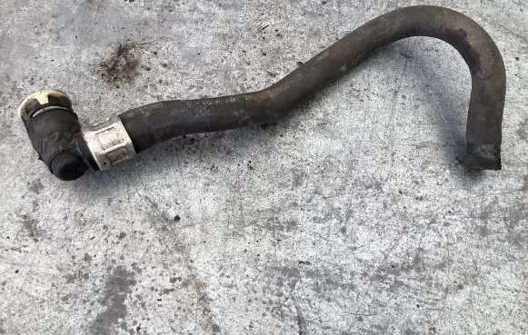 Volvo XC90 Engine coolant pipe/hose 30666112