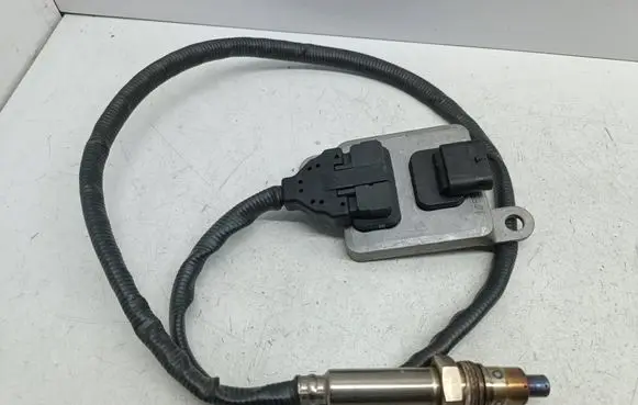 Mercedes-Benz E W212 Lambda probe sensor A0009053603 0009053603 5WK96683D