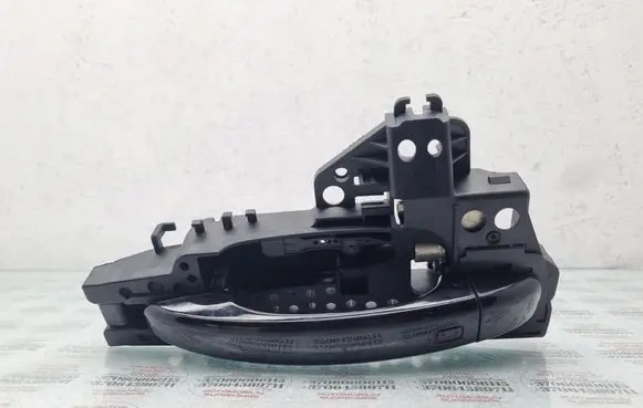 Rear door exterior handle
