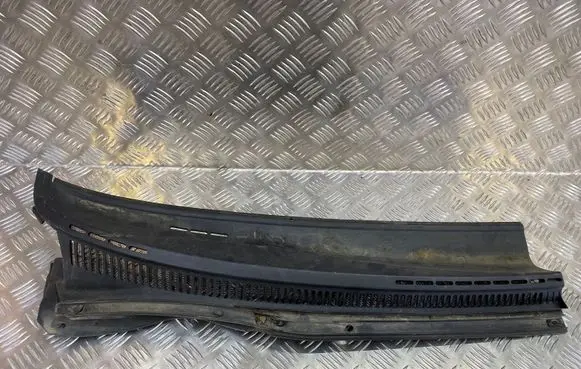Toyota Corolla E120 E130 Wiper trim 557080225040