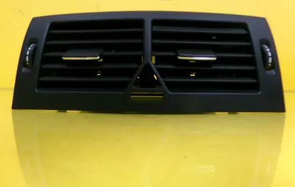 Mercedes-Benz B W245 Dash center air vent grill 1698301254