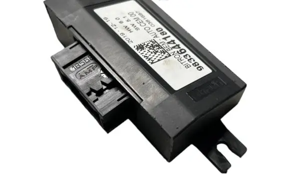 Peugeot 3008 II Door control unit/module 9833644180 20191219 0381687