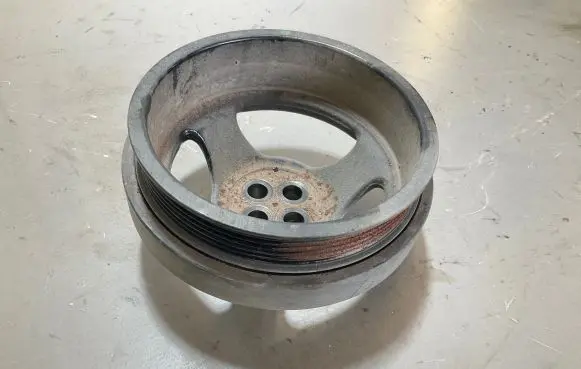 Mercedes-Benz Sprinter W906 Crankshaft pulley