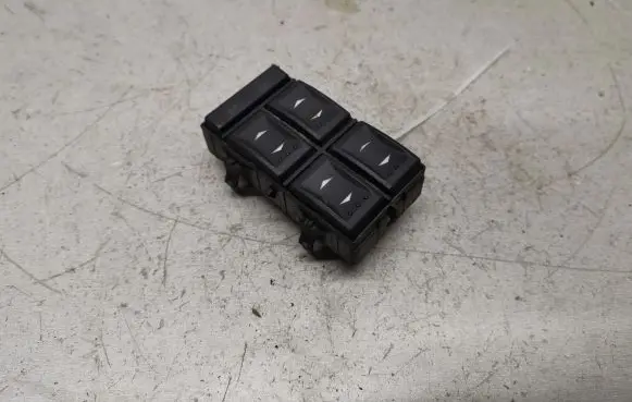 Ford Focus Electric window control switch 3S7T14A132BA