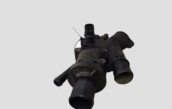 Ford Mondeo MK IV Thermostat/thermostat housing 9803648780