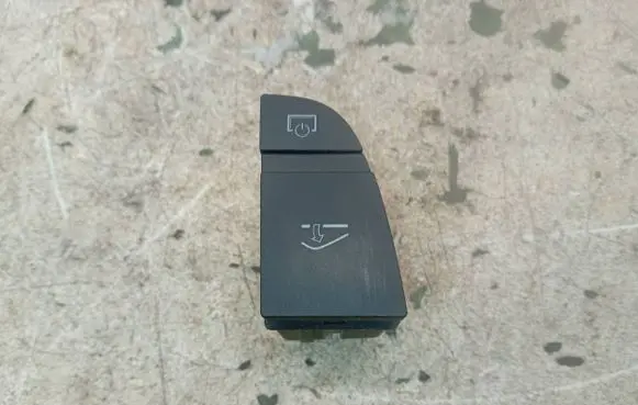 Audi A6 S6 C6 4F Glove box opening button 4F1927227B