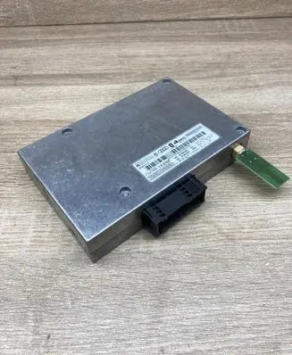 Audi A3 S3 8P Bluetooth control unit module 8P1862335