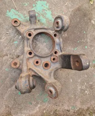Hyundai Genesis Rear wheel hub