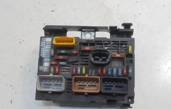 Peugeot 407 Fuse box set 9664705980